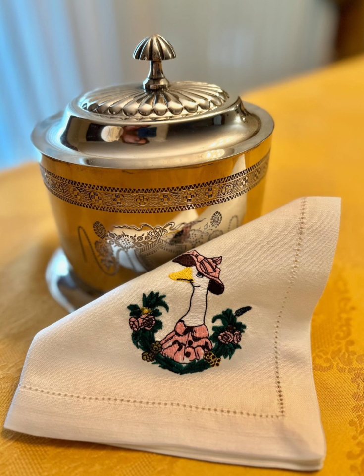WESTMINSTER tea napkins