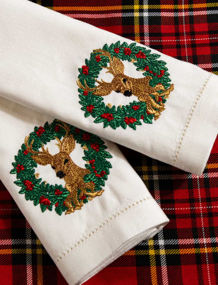 Christmas Tea Napkin in Cotton and Linen, with Machine Embroidery and Open Hem