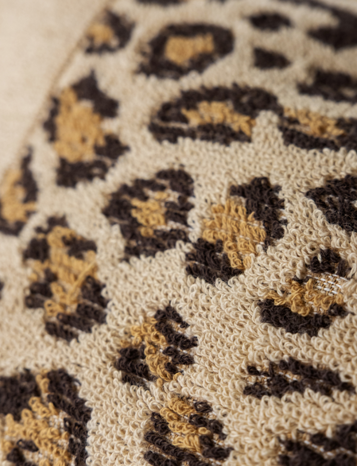 Luxury Bath Towels: Ultra-Soft, Highly Absorbent, Everyday Elegance