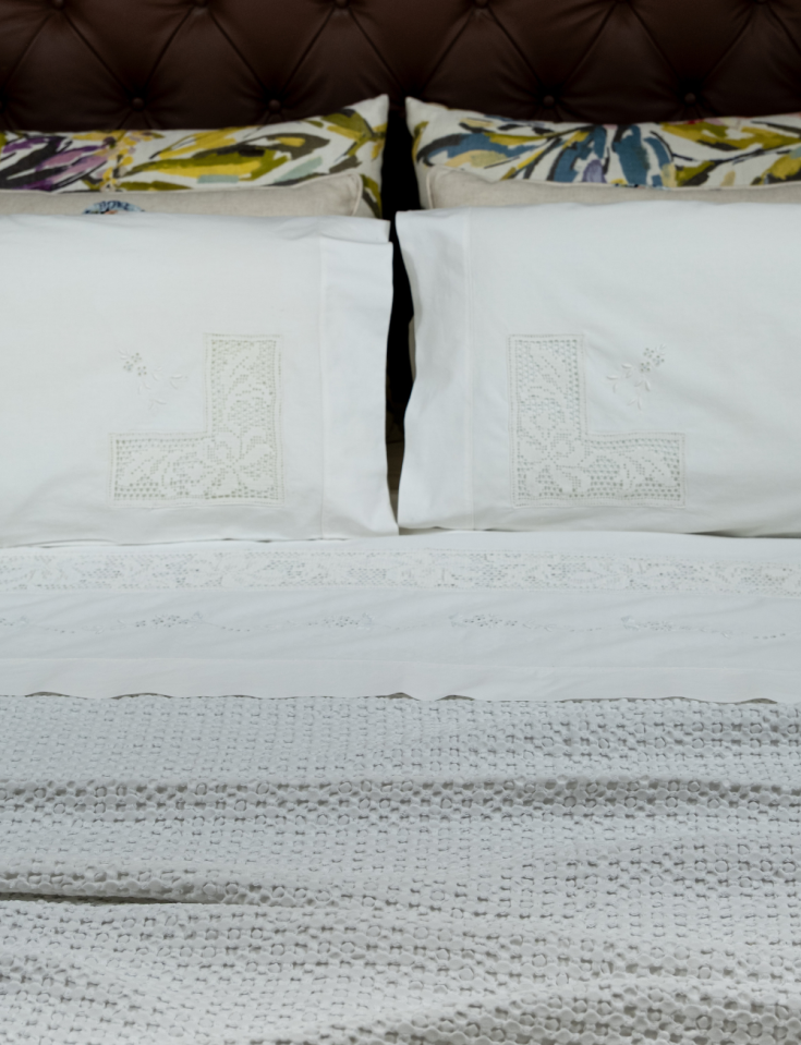 Cotton Throw: Soft Comfort, Effortless