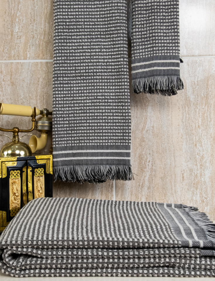 Luxury Bath Towels: Ultra-Soft, Highly Absorbent, Everyday Elegance