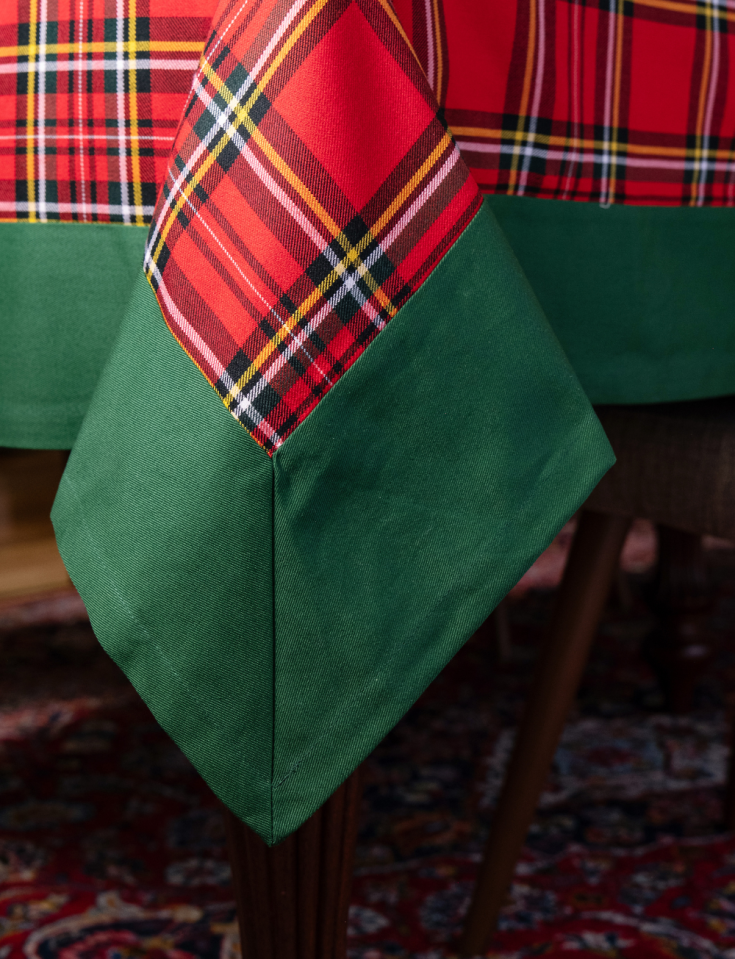 VICTORIAN CHRISTMAS Tablecloth